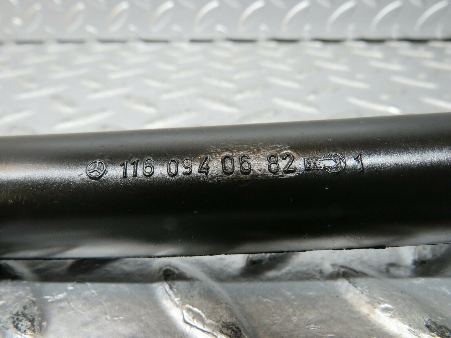 23338 Mercedes-Benz W116 350SE Air Intake Breather Hose 1160940482 1160940682