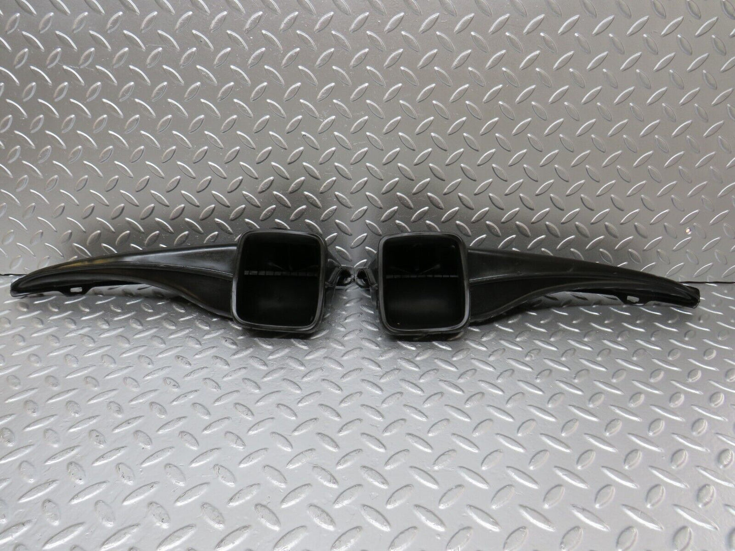 25569 Mercedes-Benz W123 200 Air Duct Vent Left And Right Side 1238300119
