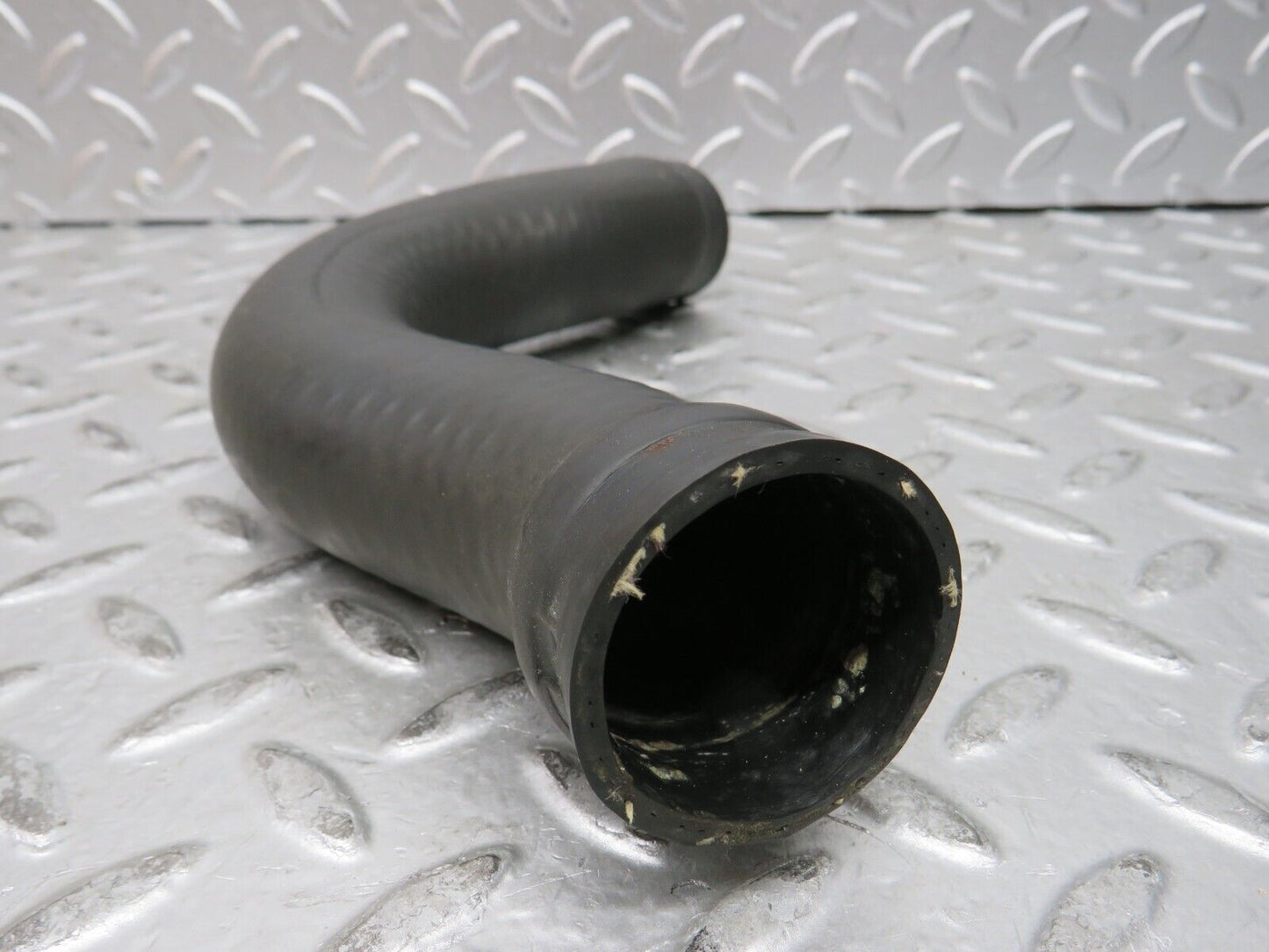 28846 Mercedes-Benz W123 230E Radiator Hose Pipe 1235012382
