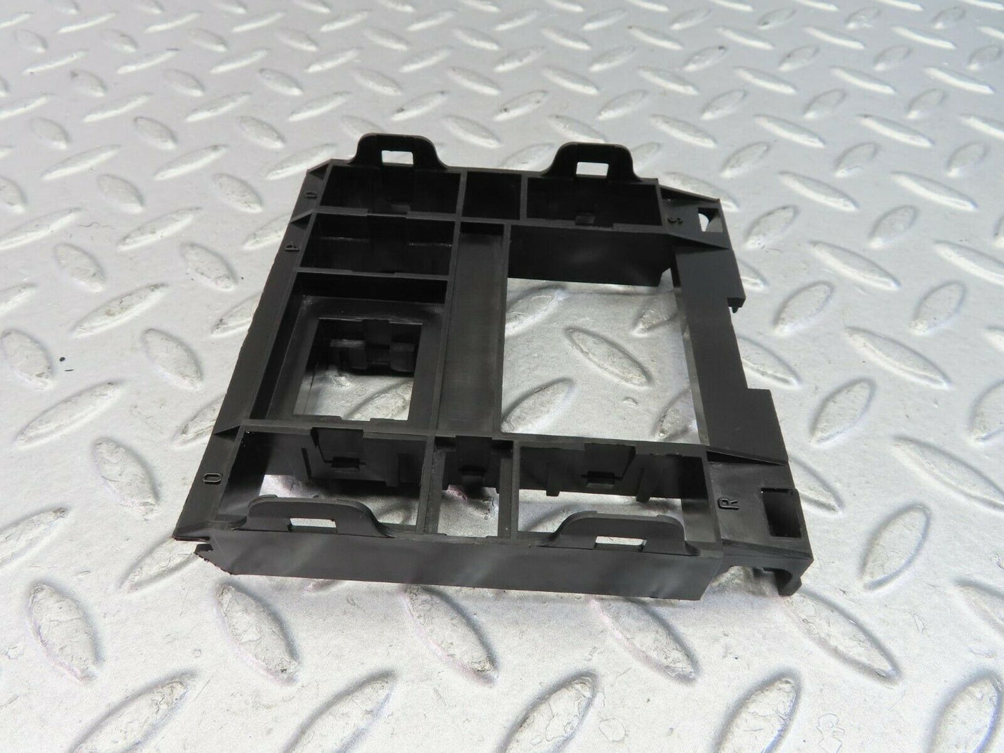 9420 Mercedes-Benz C124 300CE Coupe Centre Console Switch Frame 1248210171
