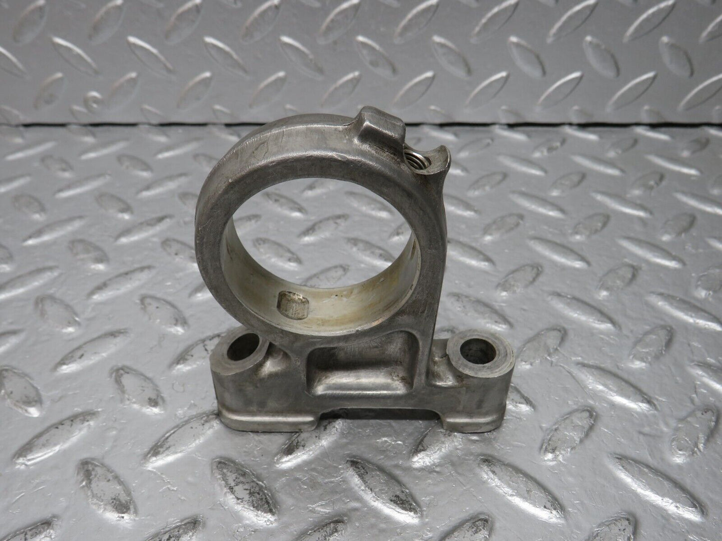 32796 Mercedes-Benz C107 R107 350 V8 Camshaft Tower Bearing 1160512112