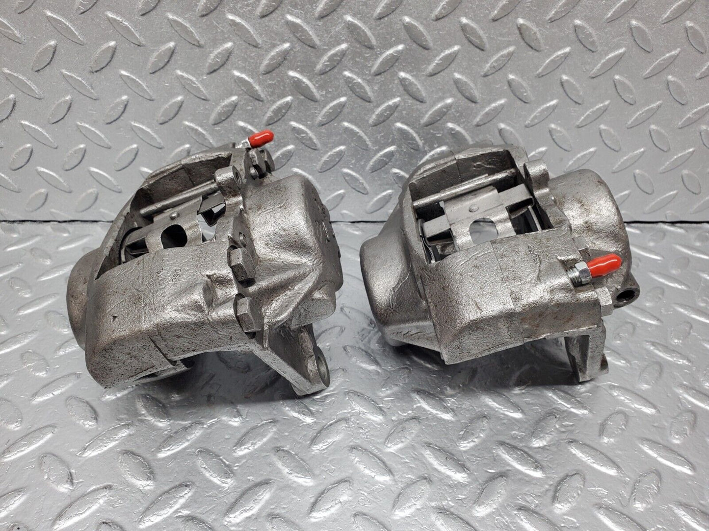 45916 Mercedes-Benz W126 420SE Front Brake Caliper Left & Right ATE