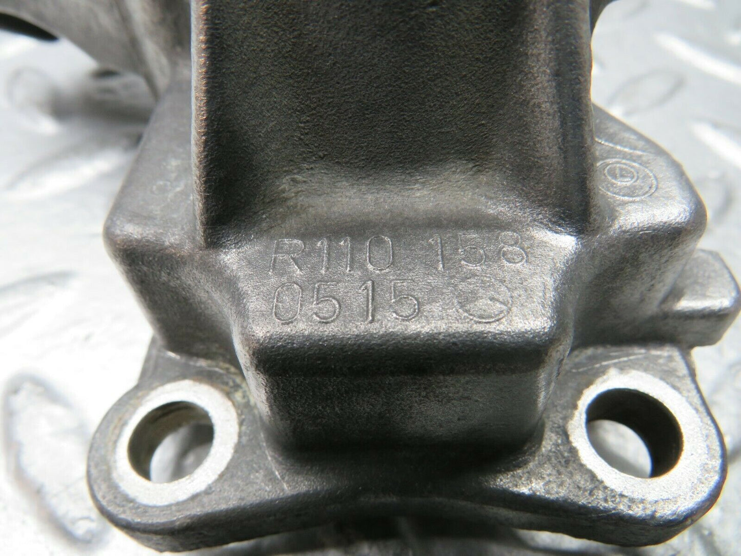 22163 Mercedes-Benz S123 280TE Ignition Distributor Housing 1101580515