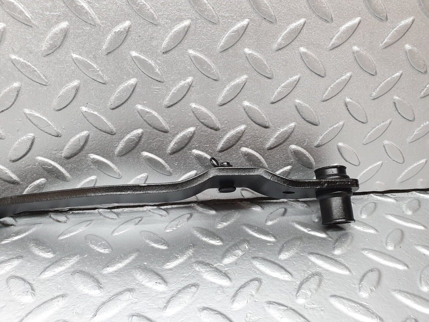40834 Mercedes-Benz W123 300D Brake Pedal