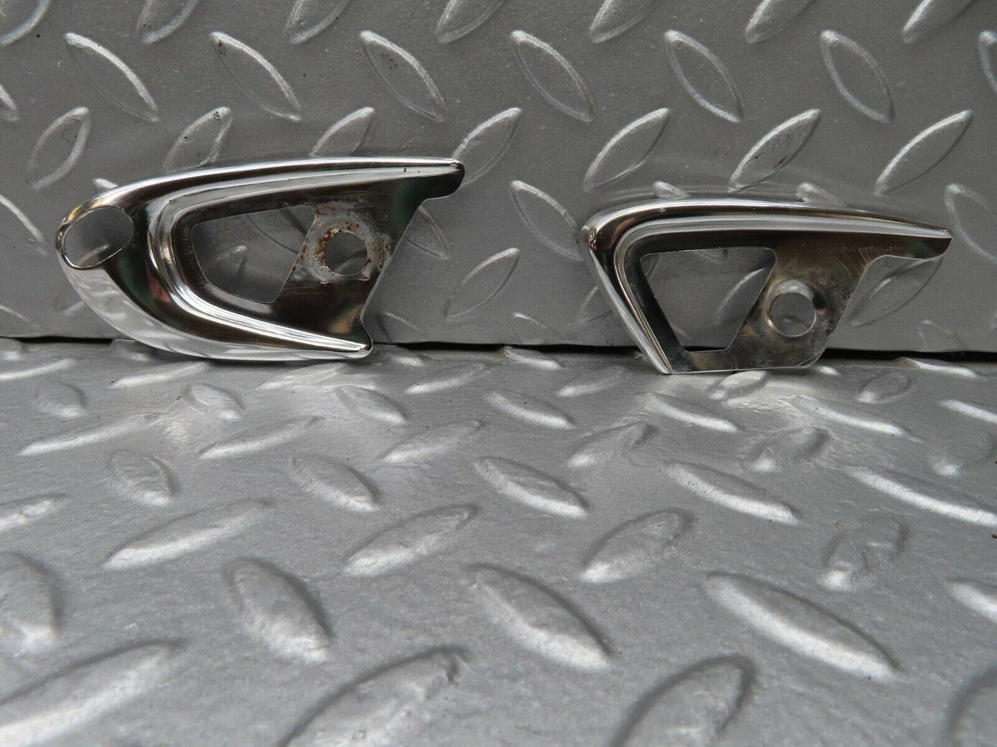 12724 Mercedes-Benz W111 220SE Interior Door Handle Chrome Rear Right