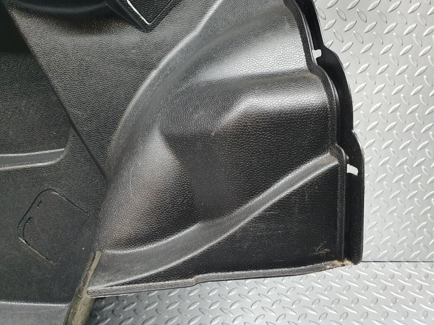 41477 Mercedes-Benz W124 200E Trunk Cover Panel Left Side 1246900730