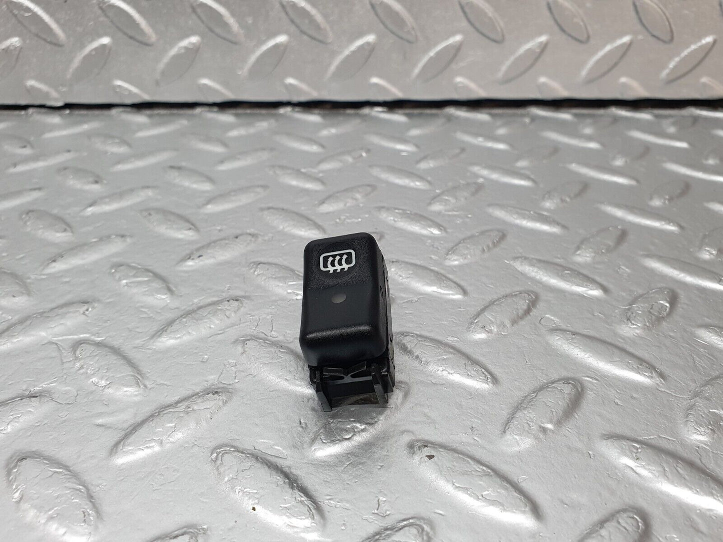 42387 Mercedes-Benz R129 320SL Coupe Rear Windscreen Defroster Switch 1298207410