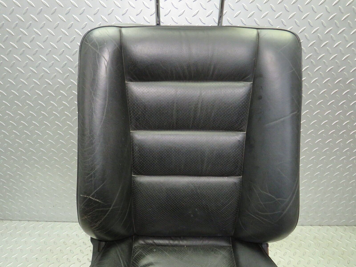 37883 Mercedes-Benz A124 320E Cabriolet Front Right Electric & Heated Seat Leather Black