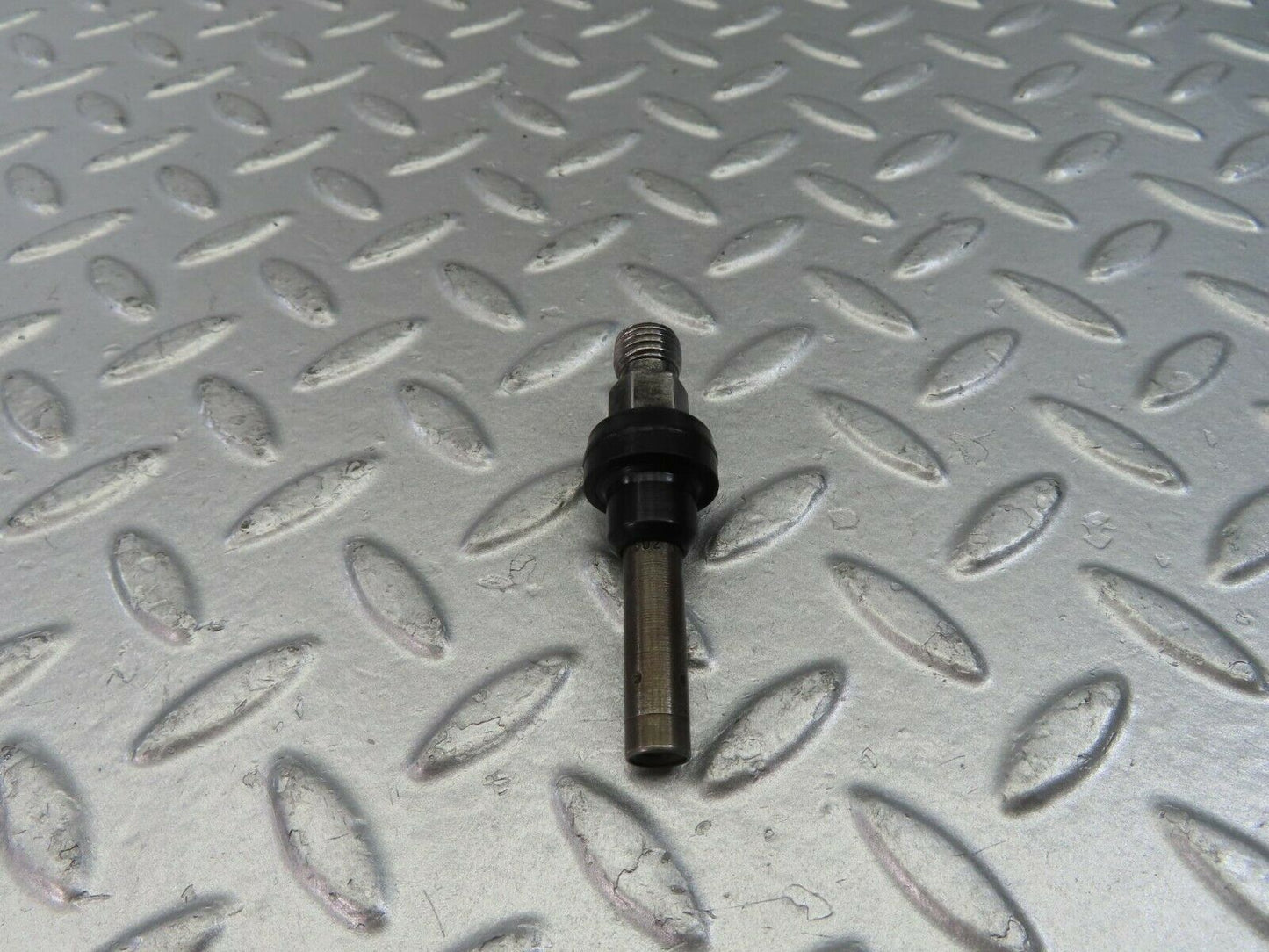 10794 Mercedes-Benz W123 230E Fuel Injector Bosch 0437502010
