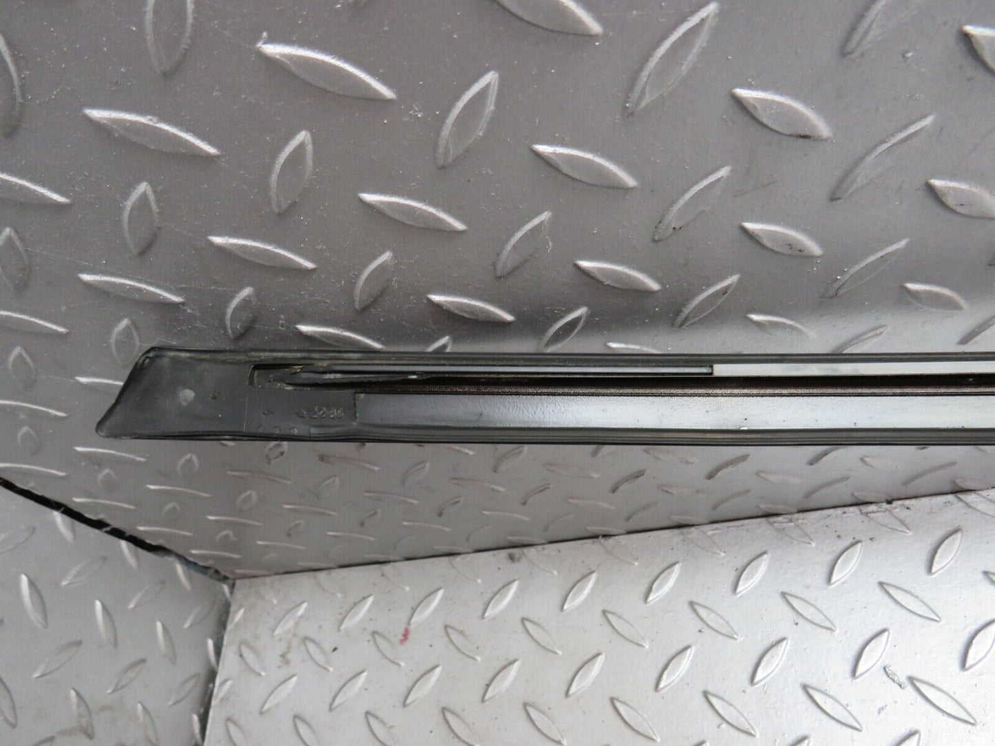 31883 Mercedes-Benz W201 190LE Right Side Roof Trim Moulding 2016980698