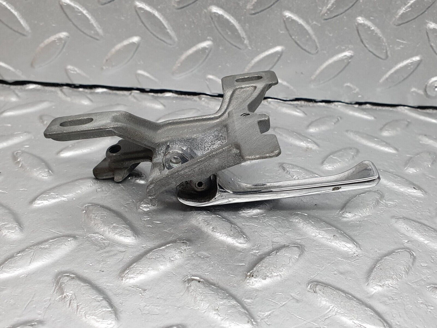 40899 Mercedes-Benz W126 300SE Right Interior Door Handle