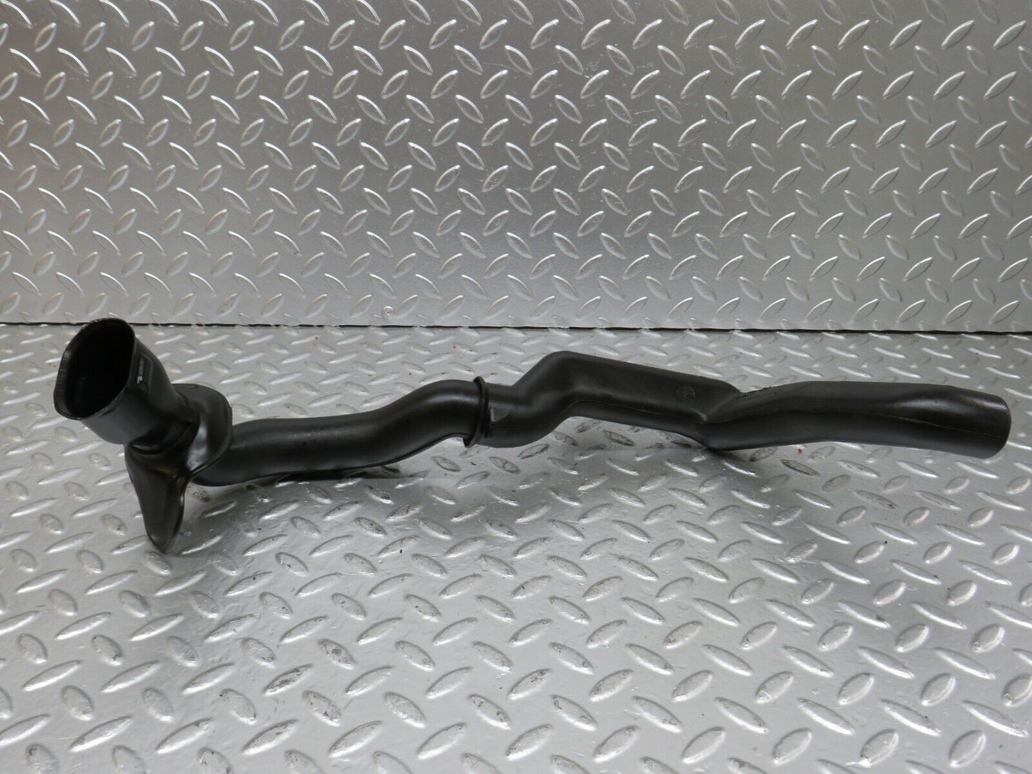 24736 Mercedes-Benz W140 S320 Engine Bay Water Drain Right Side 1406280478