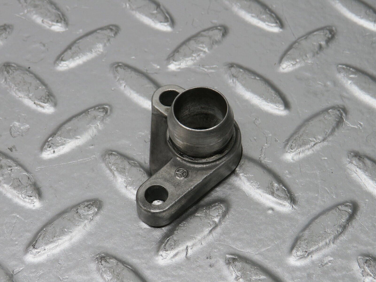 31810 Mercedes-Benz W201 190LE 1.8L Air Intake Manifold Pipe Connector