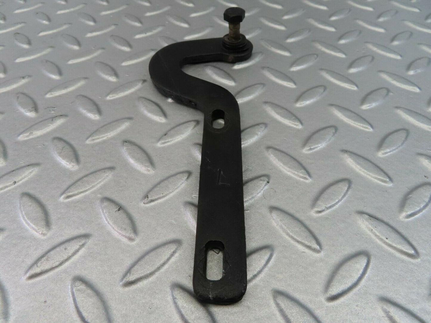 7248 Mercedes-Benz W116 450SE Bonnet Hinge Support Left