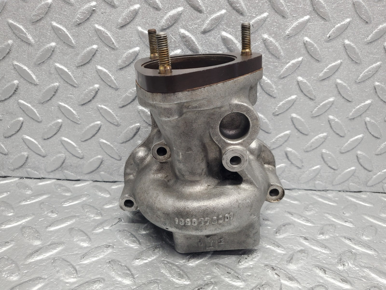 W112 injection pump drive housing used OEM