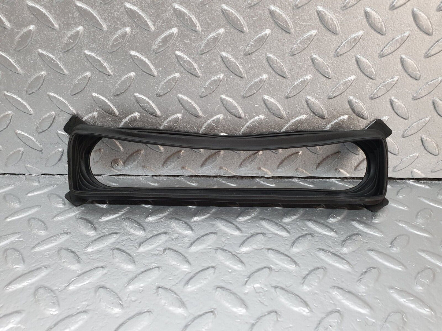 42932 Mercedes-Benz W201 190 Heater Blower Rubber Seal 023982/3