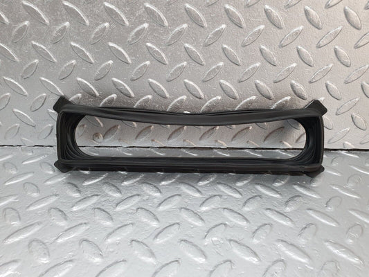 42932 Mercedes-Benz W201 190 Heater Blower Rubber Seal 023982/3