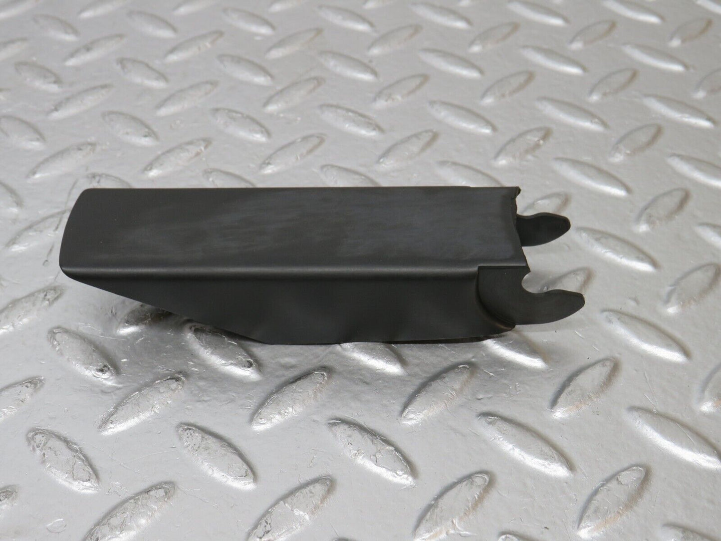 31253 Mercedes-Benz S124 220TE Windscreen Wiper Arm Cover Bosch 1248240349