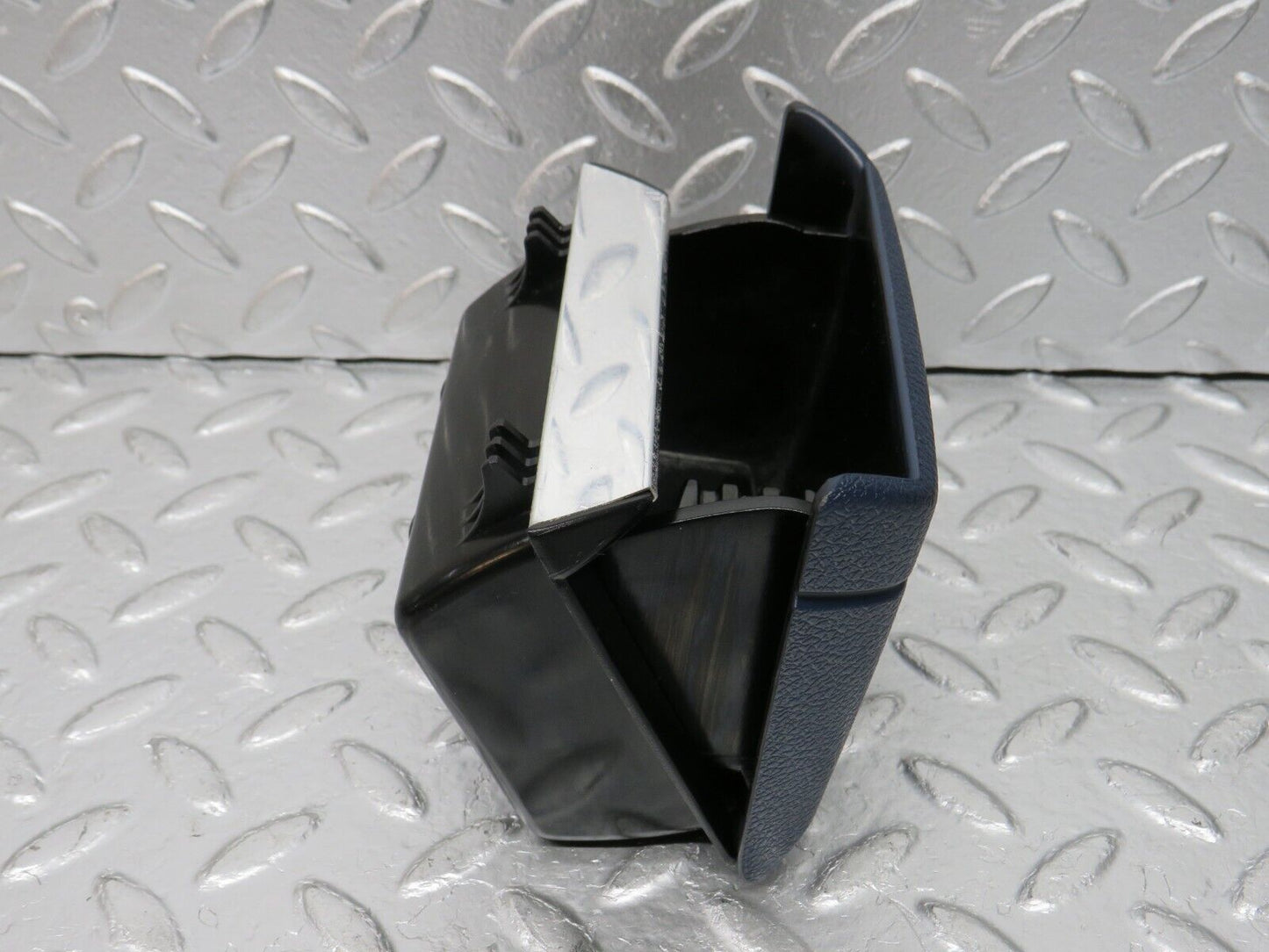 31021 Mercedes-Benz W123 230E Rear Door Ashtray Blue