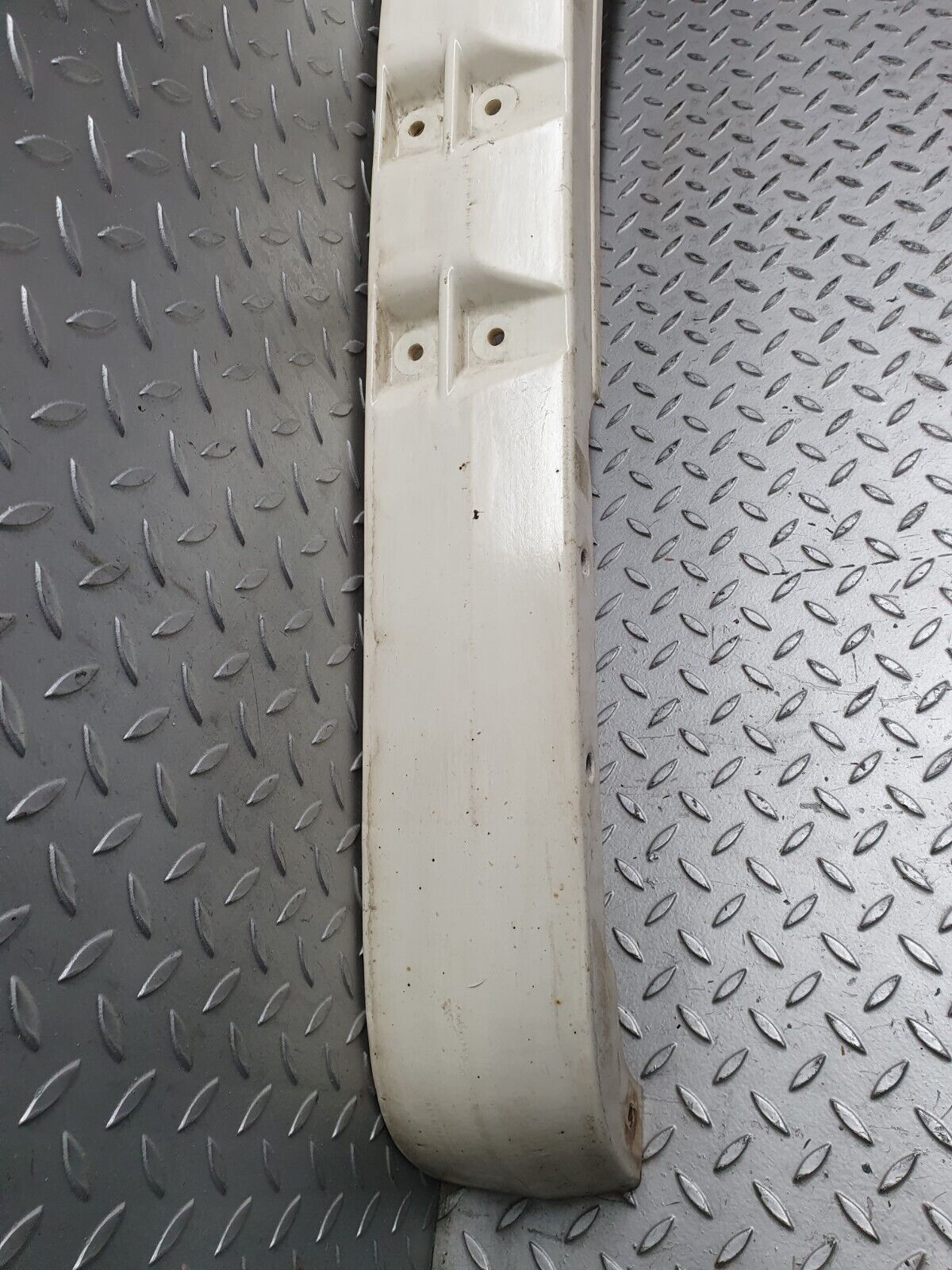 41275 Mercedes-Benz W126 300SE Front Bumper Bracket Reinforcement 1268850801