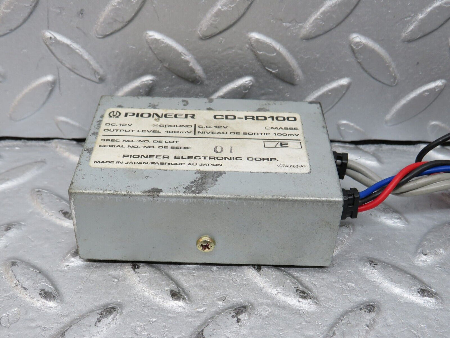36509 Mercedes-Benz W201 190E 2.0L Radio Audio Adapter Converter PIONEER CD-RD100