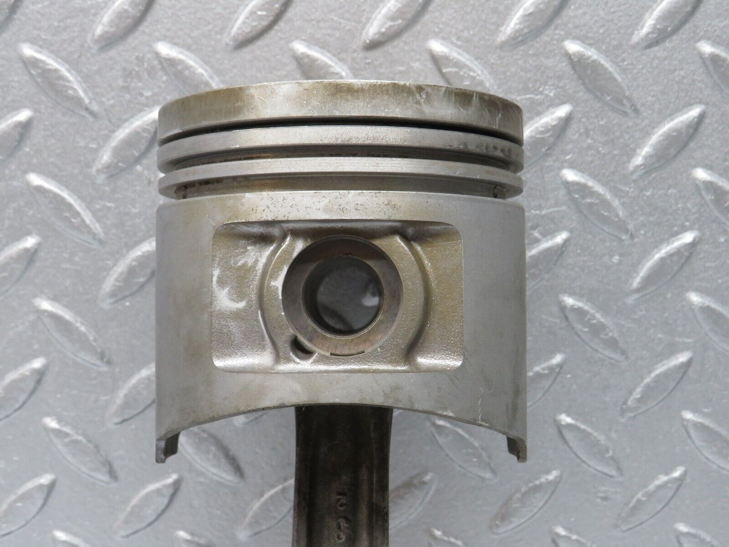 40027 Mercedes-Benz R107 350SL Piston With Connecting Rod 92.00mm