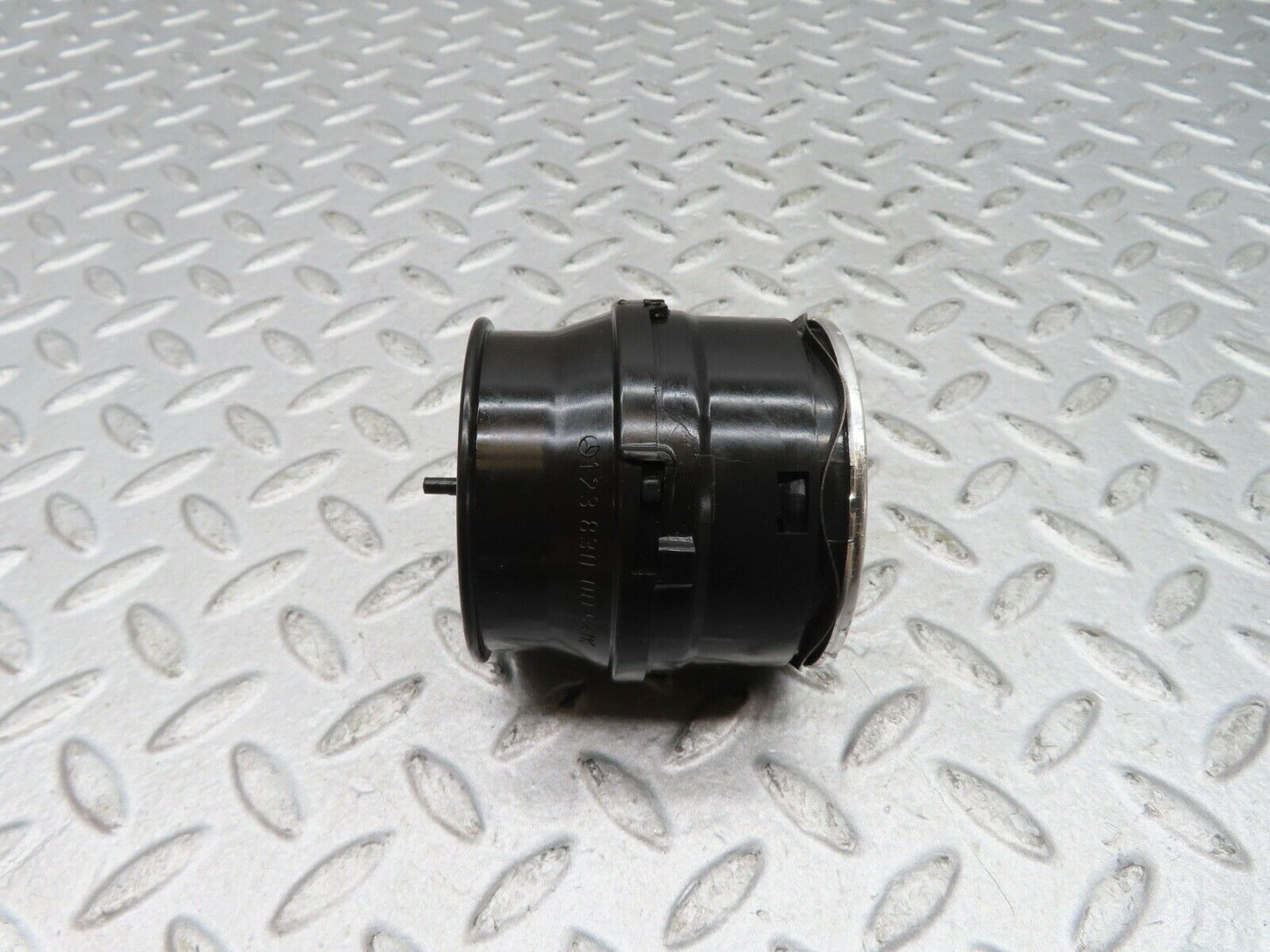 17073 Mercedes-Benz C123 280CE Coupe Dashboard Air Vent 1238300054