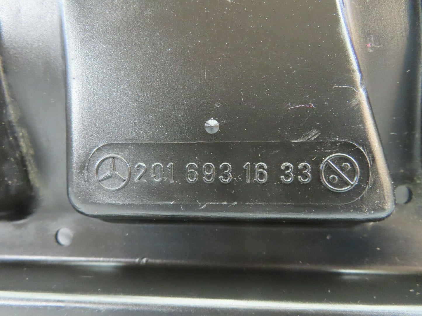 10413 Mercedes-Benz W201 190E Boot Trunk Spare Wheel Cover 2016931633