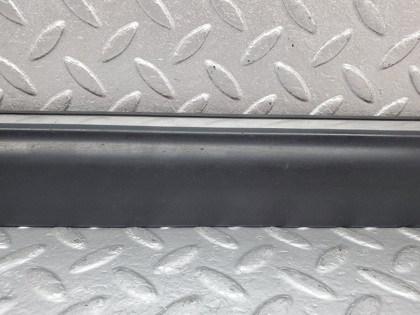 44541 Mercedes-Benz W123 280E Front Left Door Lower Moulding Trim