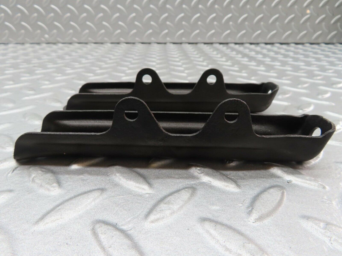 16495 Mercedes-Benz W124 260E Air Intake Manifold Bracket