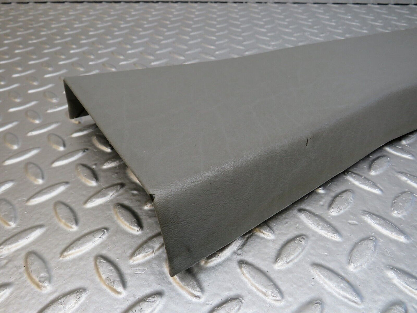 33568 Mercedes-Benz W201 190E B Pillar Cover Right Side Grey 2016921289