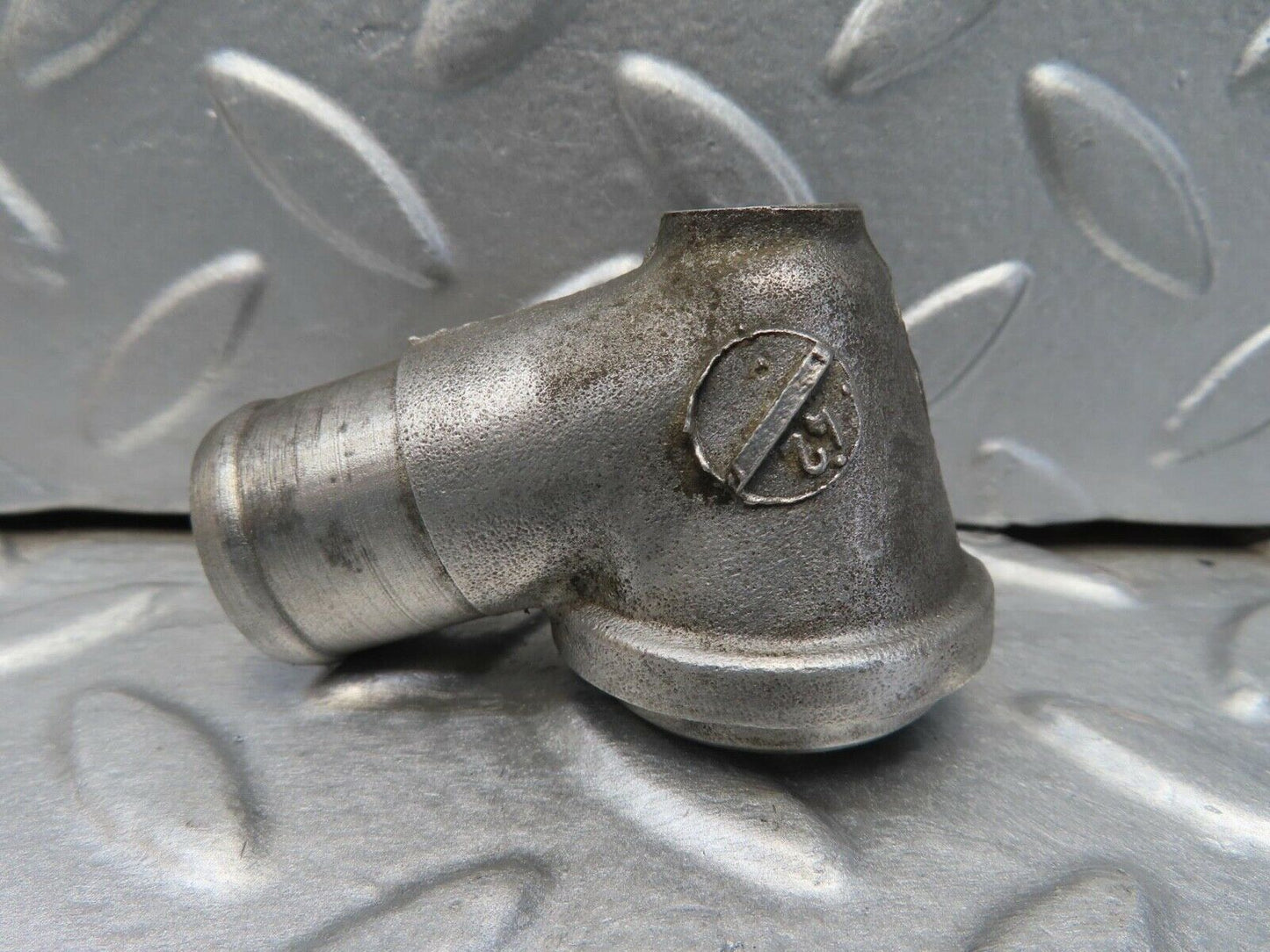 16033 Mercedes-Benz W123 280E Engine Oil Return Pipe 1101870226