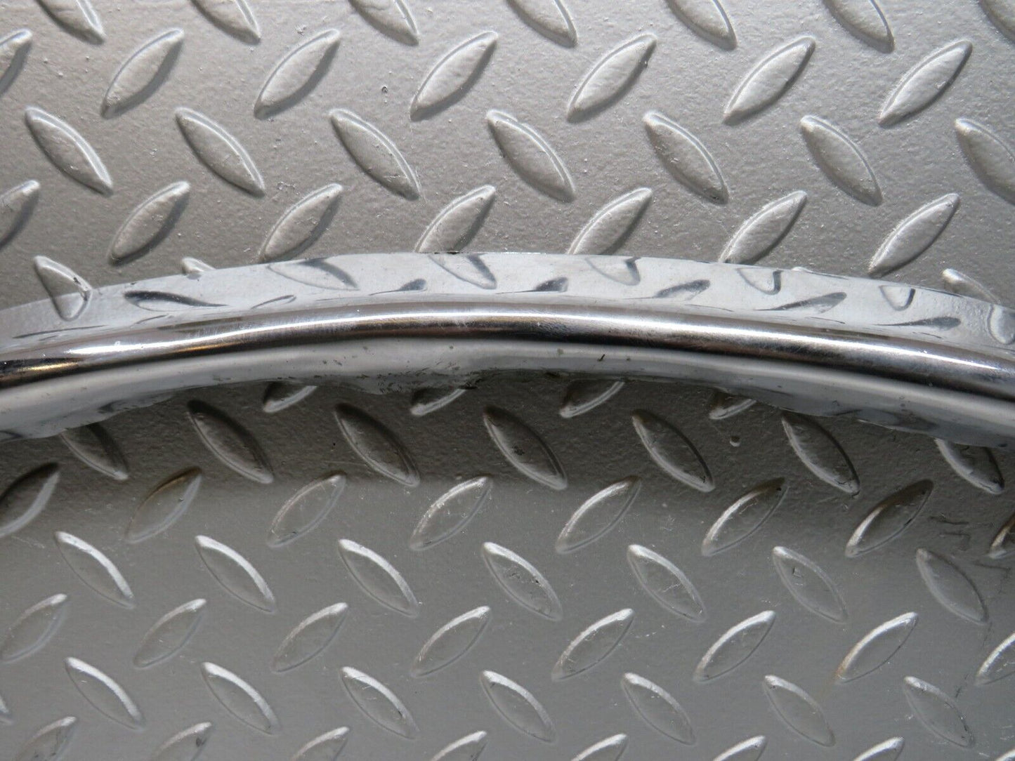 28181 Mercedes-Benz W123 280E Wheel Arch Chrome Fender Wing Trim Rear Left