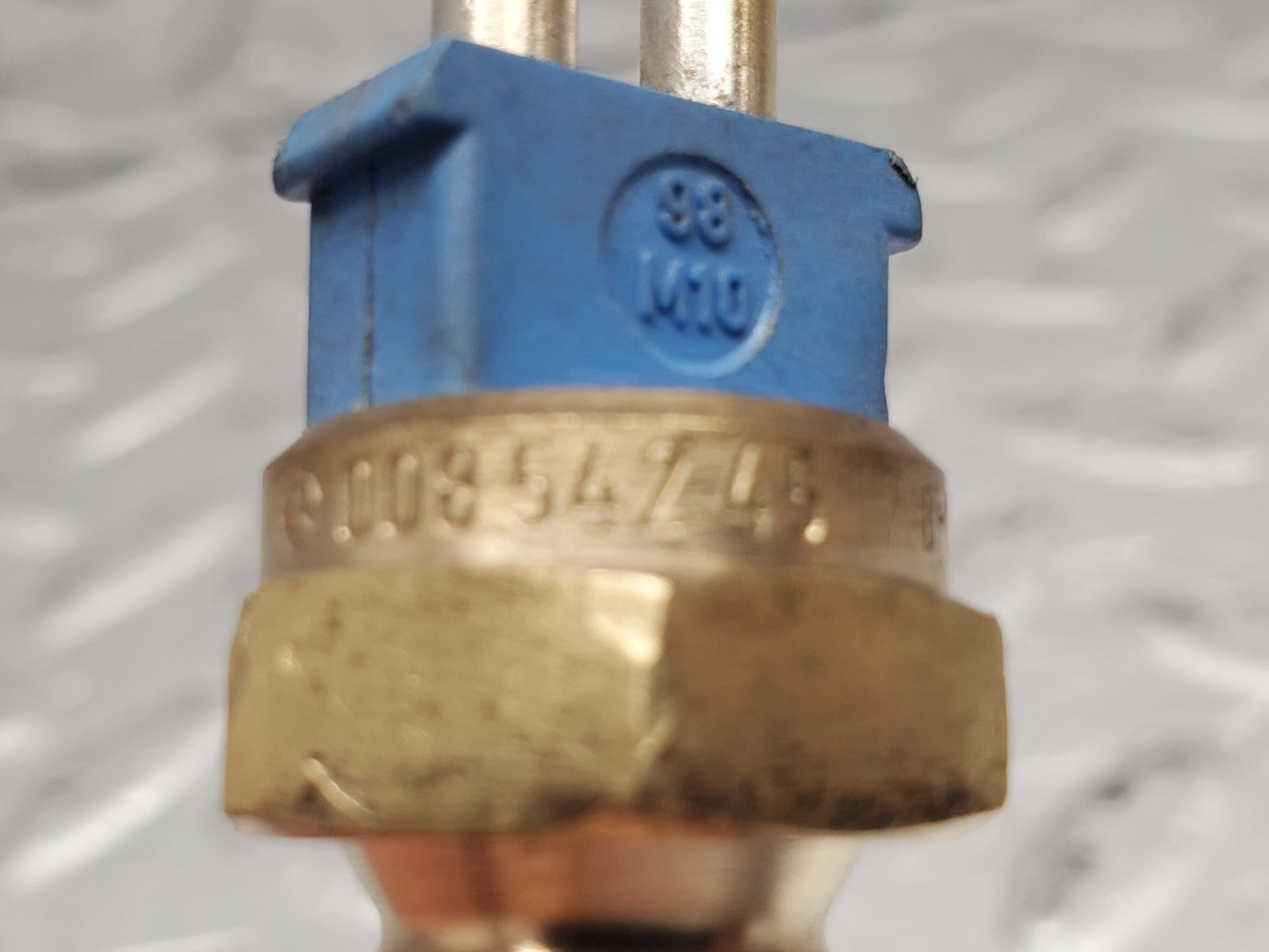 46883386