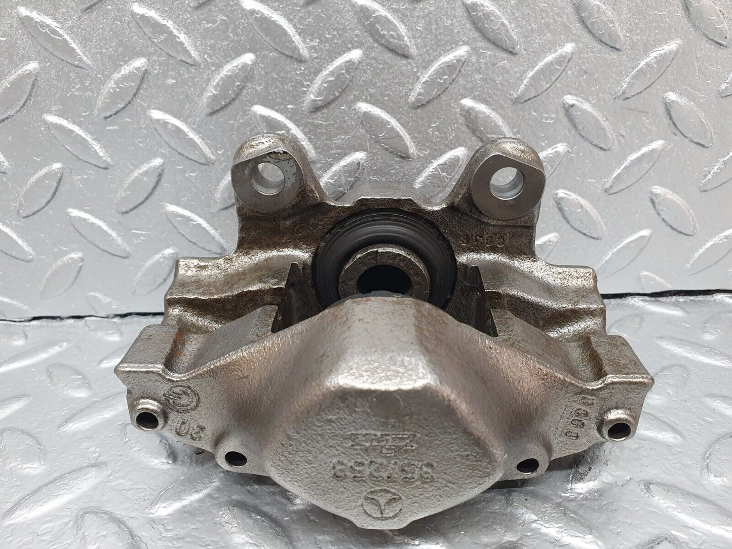 42114 Mercedes-Benz W202 C200 Rear Left Brake Caliper ATE 32