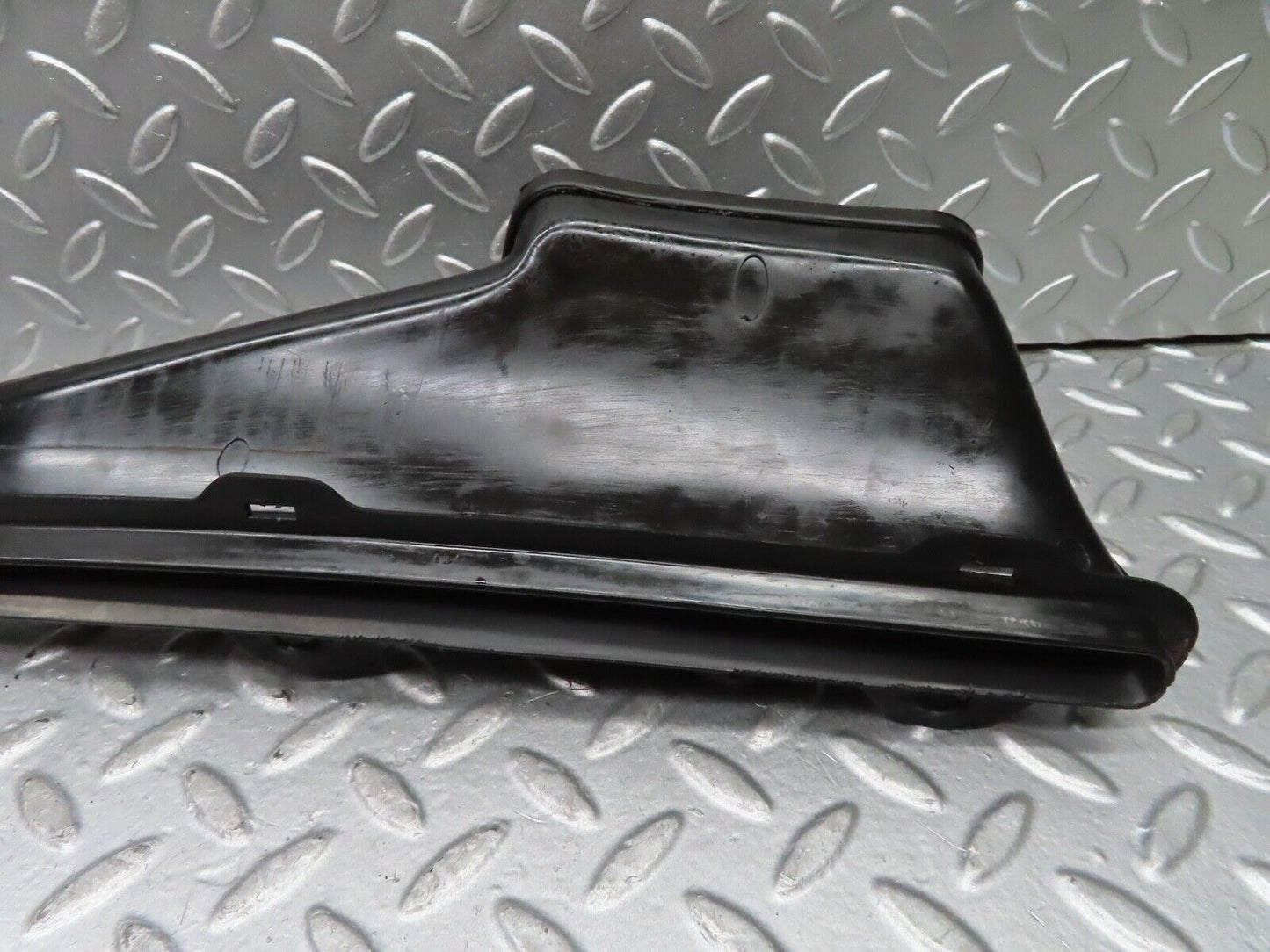 20596 Mercedes-Benz R107 450SL Coupe Air Duct Vent Left Side