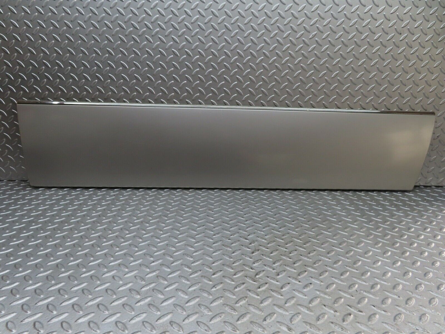 19318 Mercedes-Benz C140 CL420 Coupe Right Door Lower Moulding Trim 1406902040