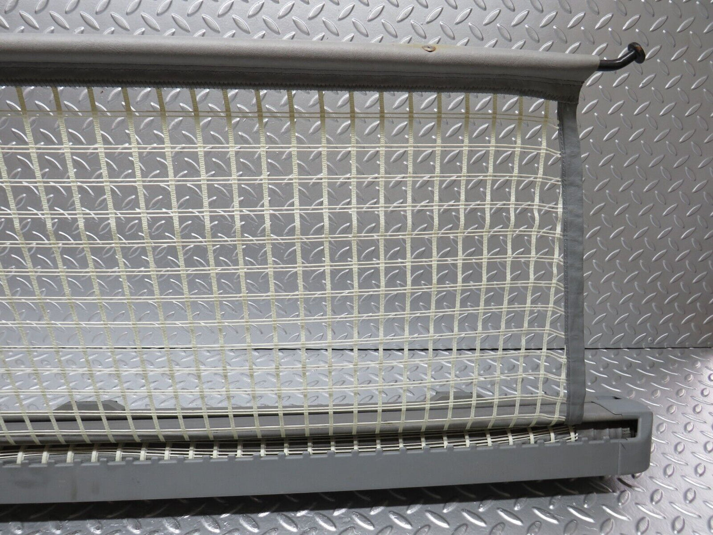 32581 Mercedes-Benz S124 300TE Wagon Trunk Roll Compartment Cover