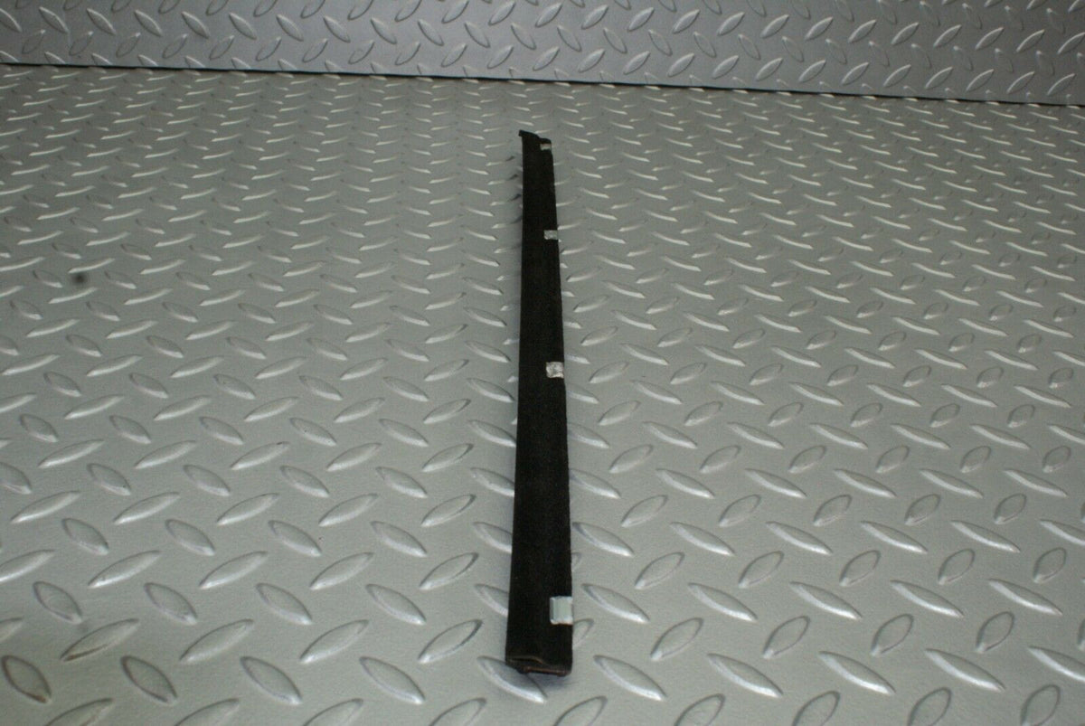 2650 Mercedes-Benz W116 350SE Glass Seal Trim Rubber Rear Right