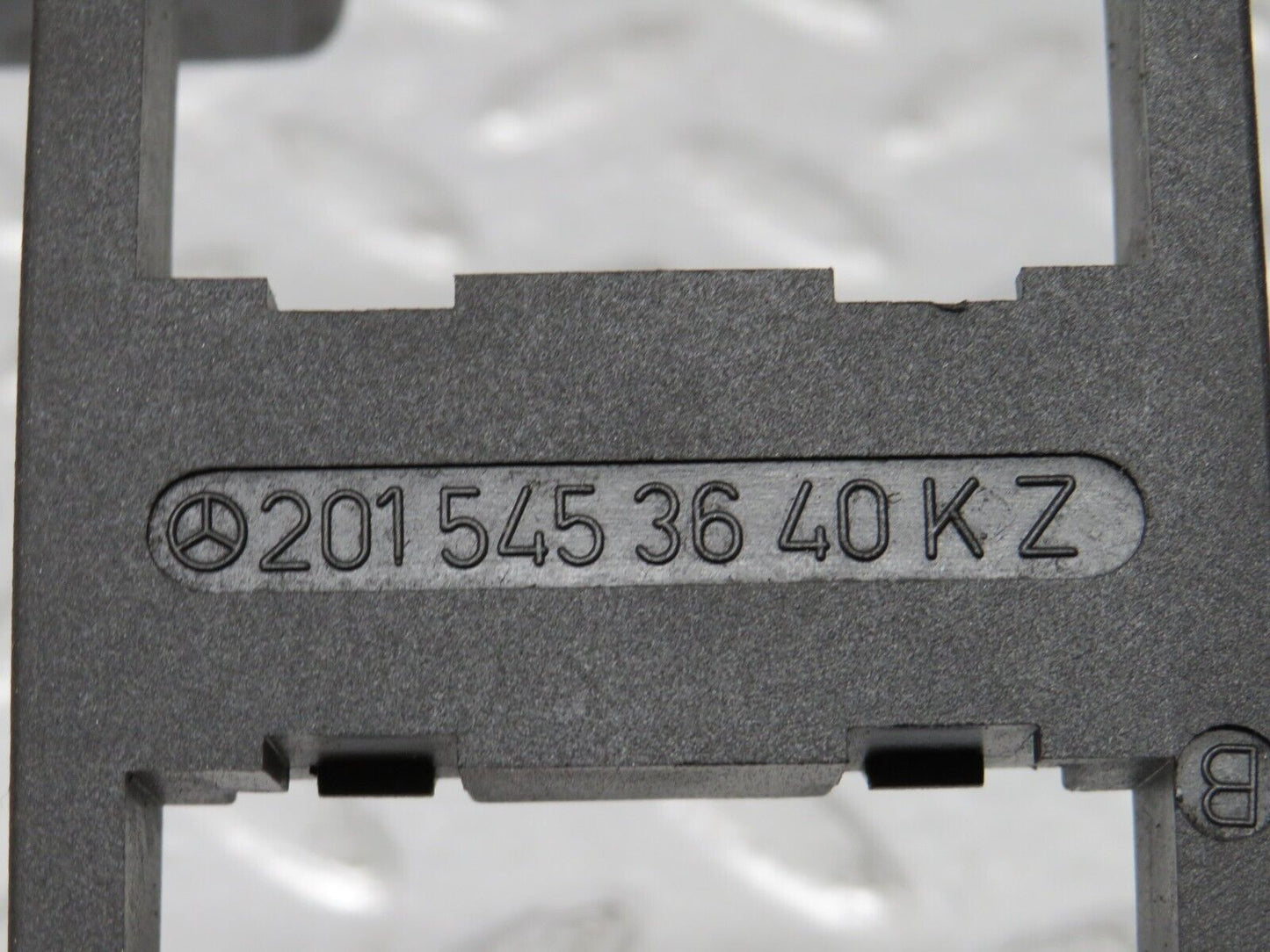 38835 Mercedes-Benz W201 190E 2.6L Fuse Box Relay Holder 2015453640