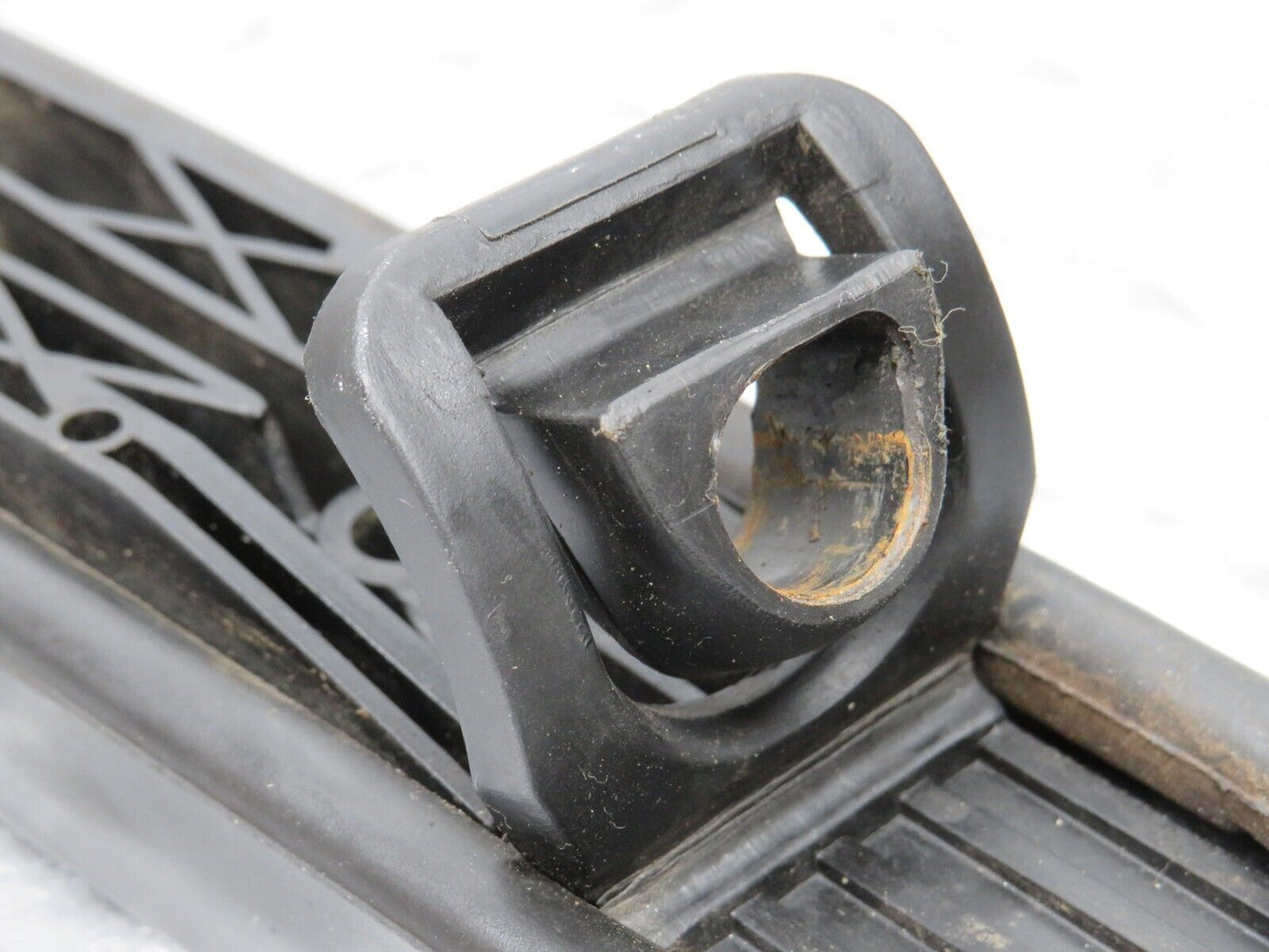 32597 Mercedes-Benz S124 300TE Wagon Accelerator Pedal With Rubber 1233010082