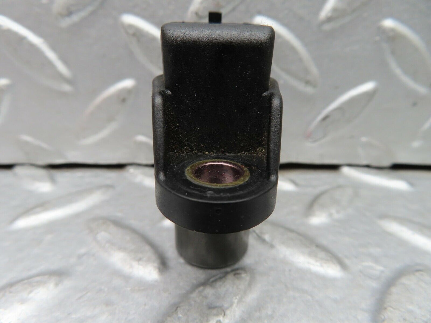 19677 Mercedes-Benz C140 CL420 Coupe Crankshaft Sensor 0232103012