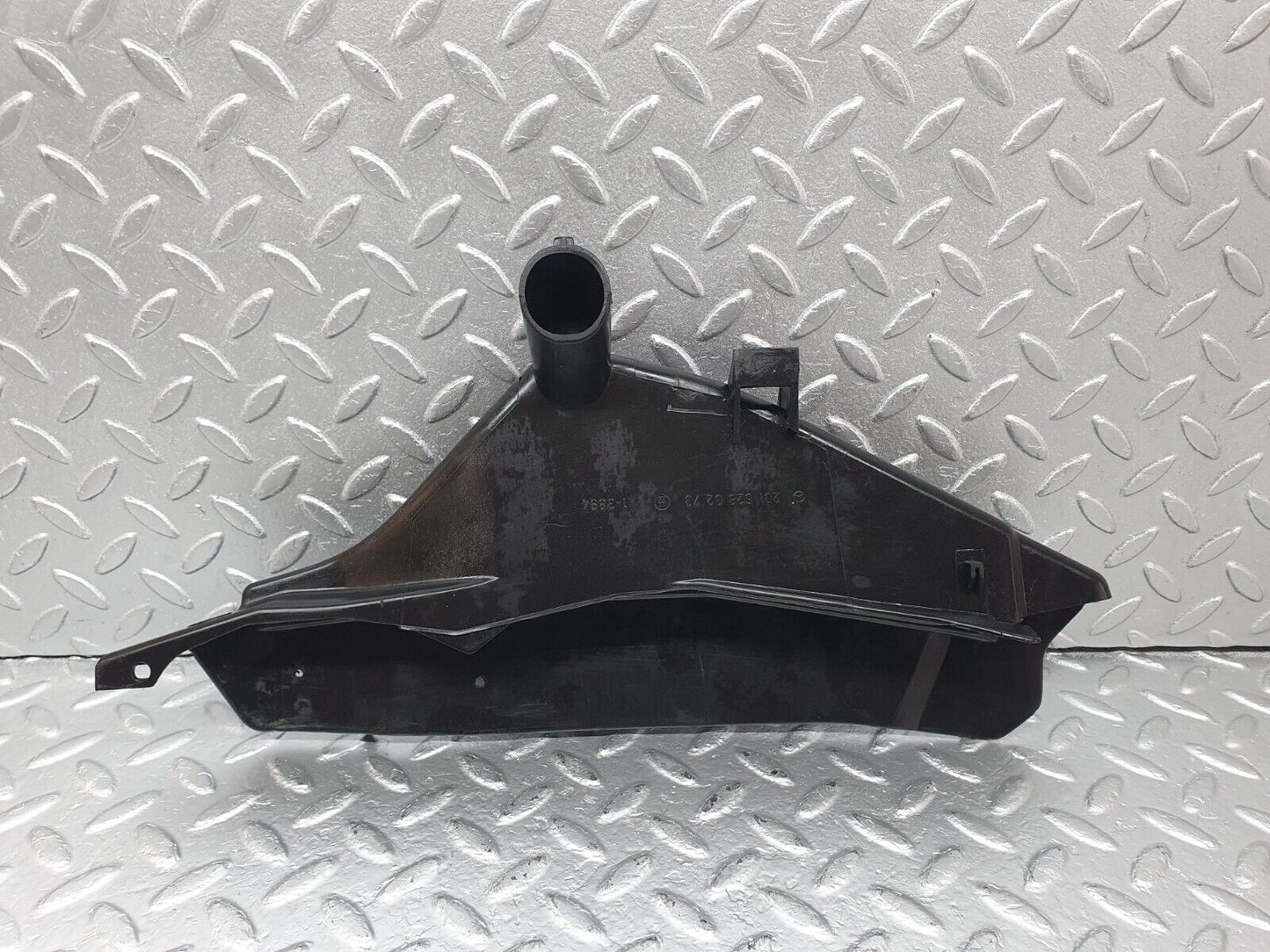 42729 Mercedes-Benz W201 190 2.0L Front Right Rain Gutter Drain Channel 2016280273
