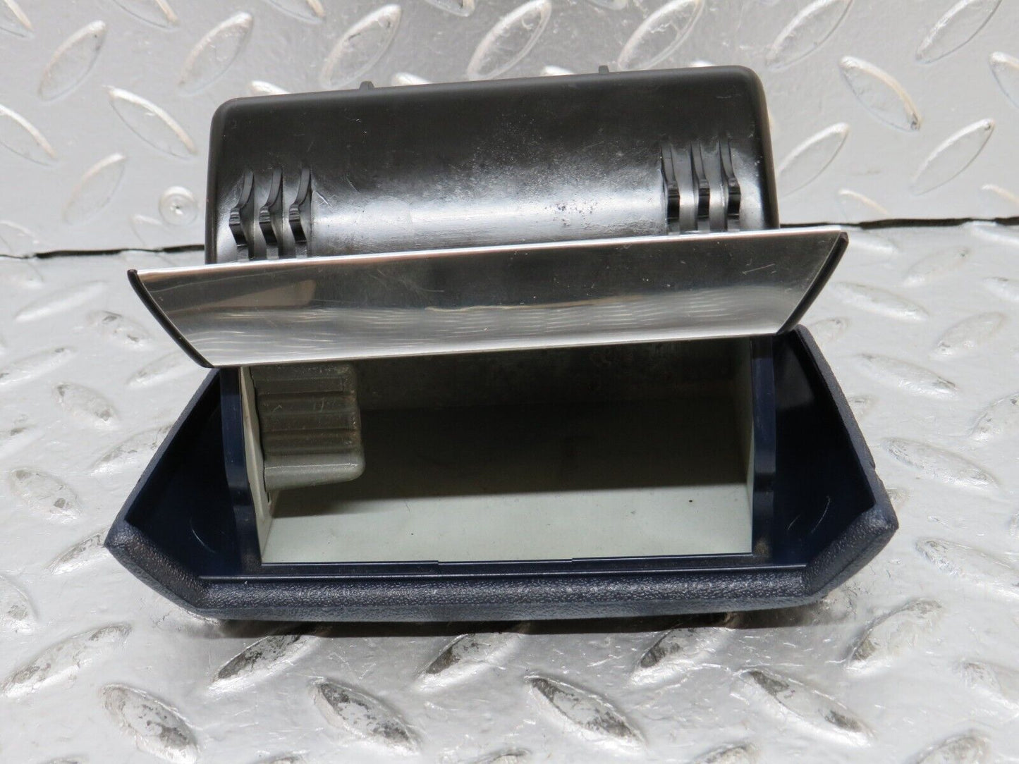 31967 Mercedes-Benz W123 230E Rear Door Ashtray Blue