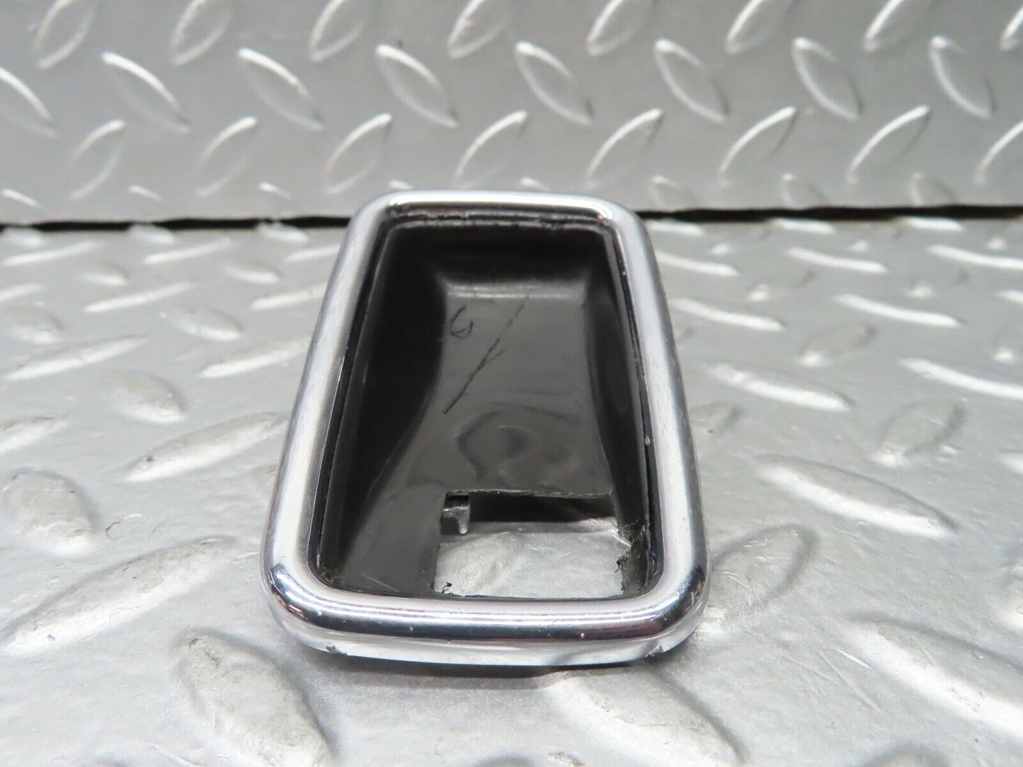 20815 Mercedes-Benz W114 250CE Coupe Chrome Frame For Door Opener 1087660511