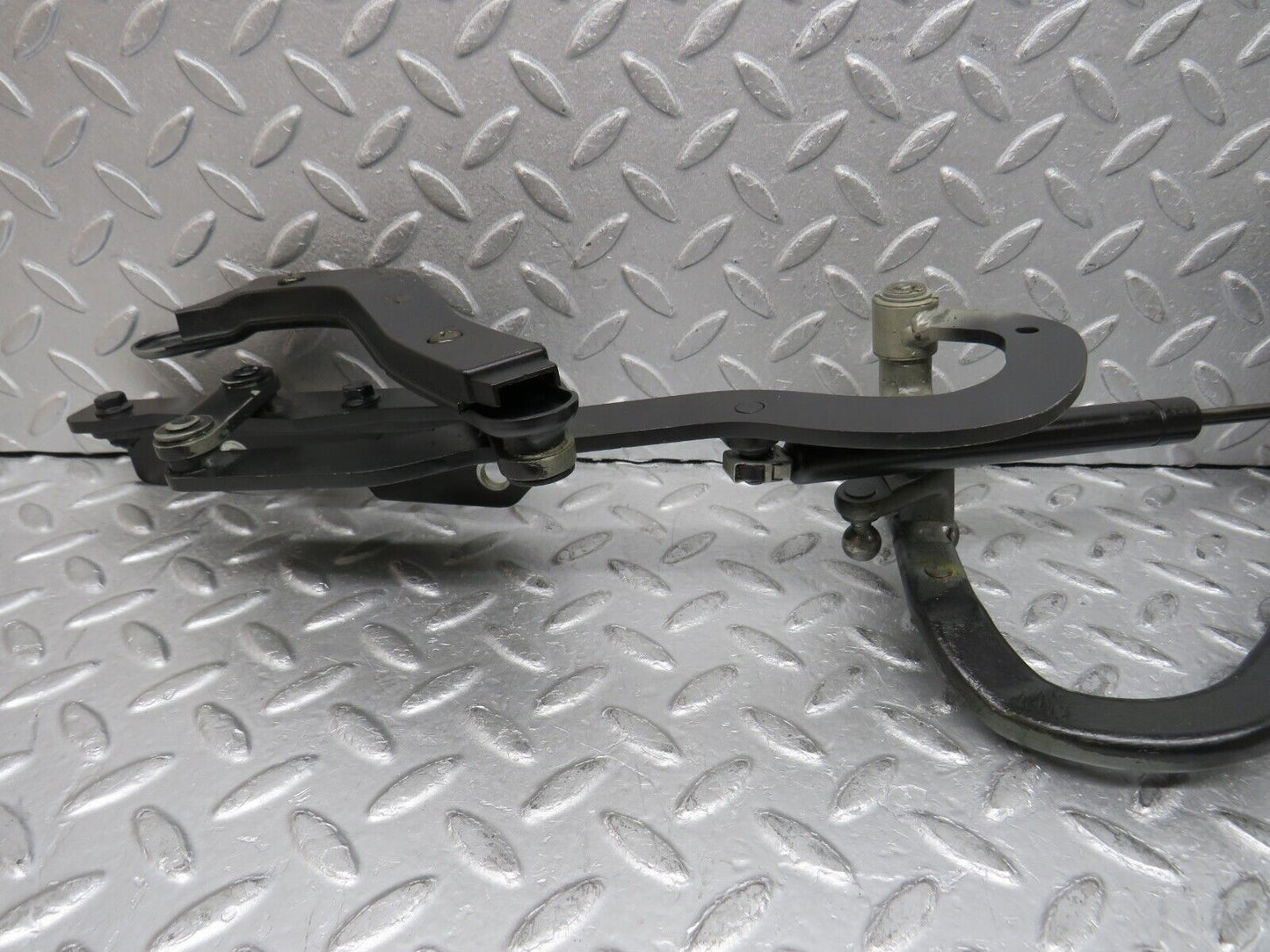 37853 Mercedes-Benz A124 320E Cabriolet Trunk Boot Soft Top Hinge Left Side