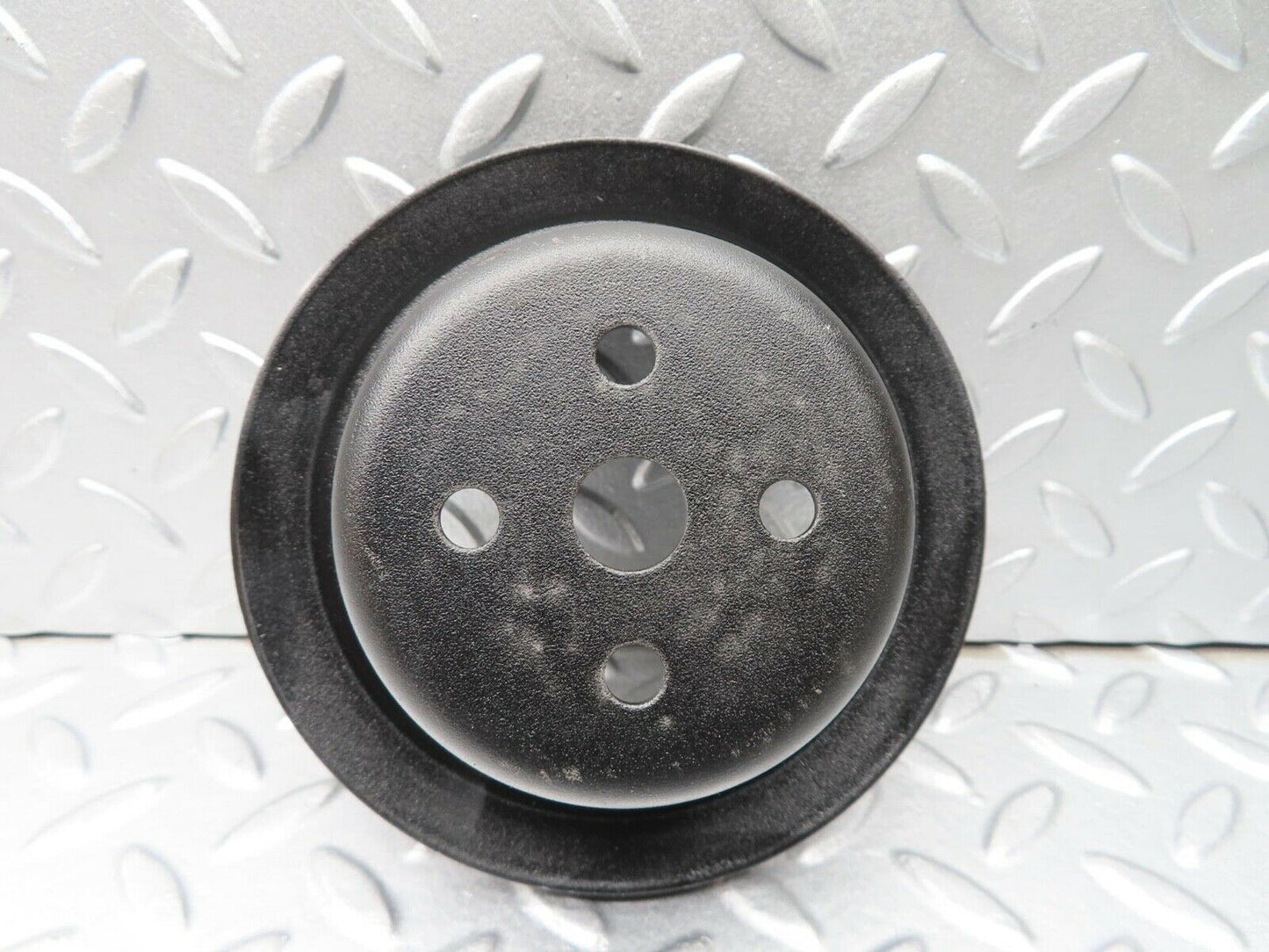 14076 Mercedes-Benz C107 280SLC Water Pump Pulley
