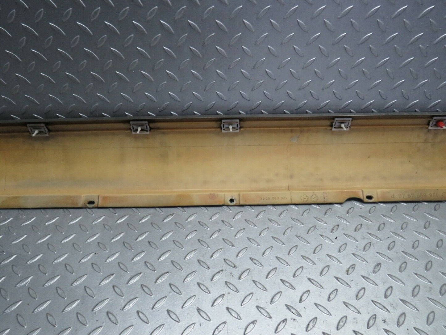 21811 Mercedes-Benz W126 300SE Side Skirt Left Side 1266904940