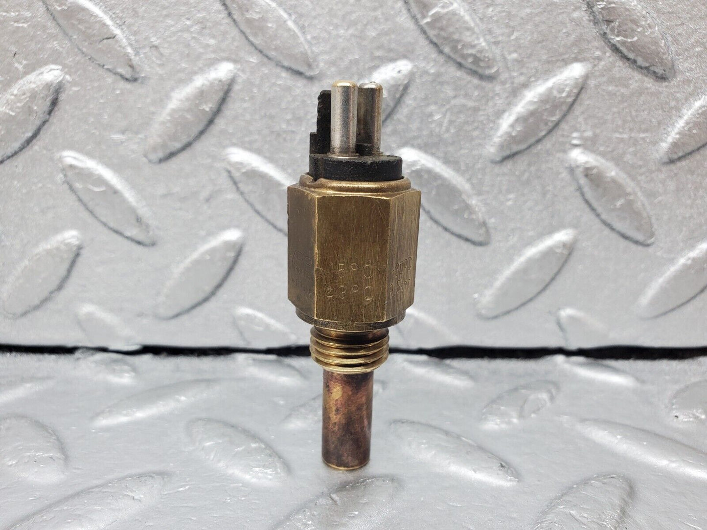 45344 Mercedes-Benz 280E M110.983 Coolant Temperature Sensor VDO