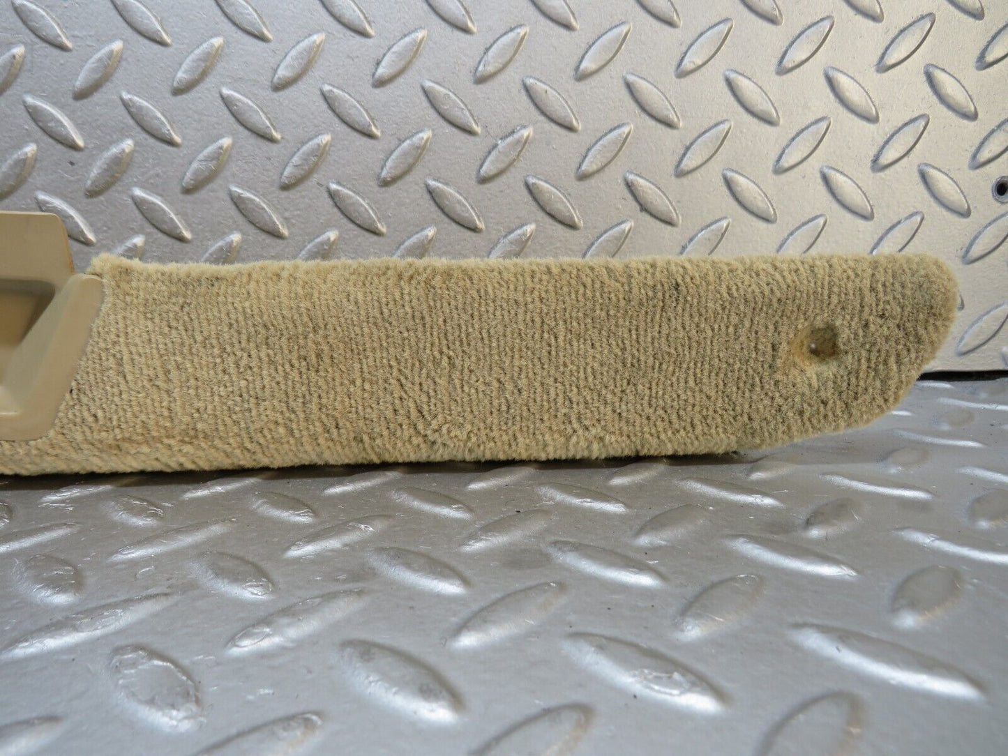 38284 Mercedes-Benz R129 280SL Coupe Right Door Sill Cover Beige 1296800235